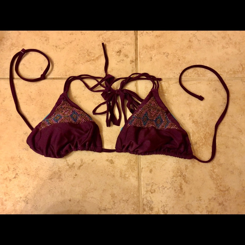 Large bikini top with sequins